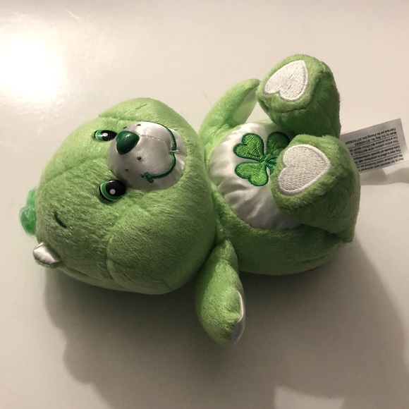 CARE BEARS- GOOD LUCK SHAMROCK 8 INCH CARE BEAR FROM EARLY 2000’S - Picture 4 of 14
